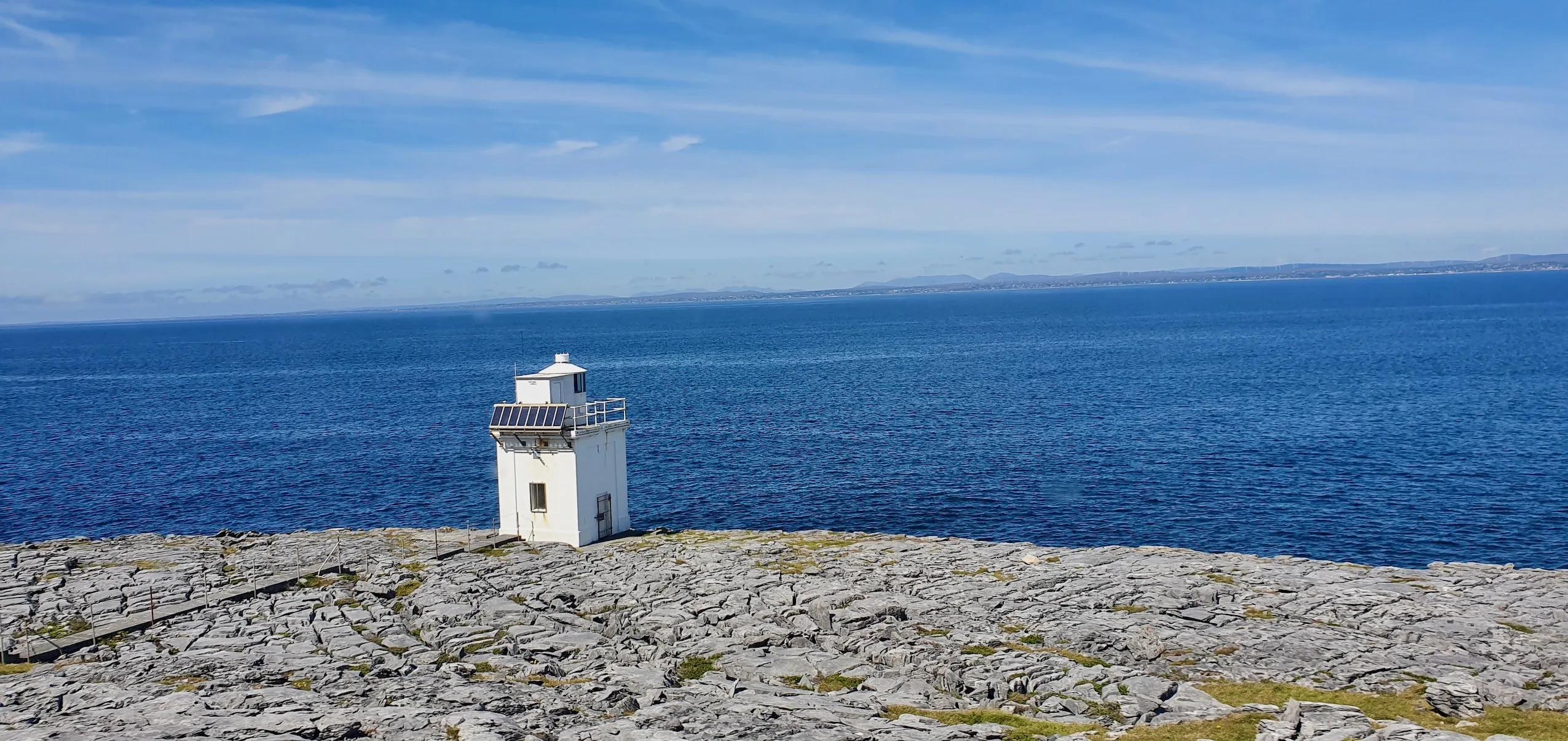 Black Head Lighthouse by Yair Haklai is licence under a under the Creative Commons Attribution-Share Alike 4.0 International license.